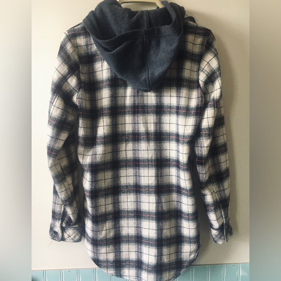 Womens plaid shirt/jacket - Picture 6 of 6